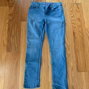Girls Super Skinny Jeans/Light Indigo.